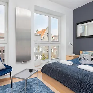 Old Town Neptun By Renters Apartament